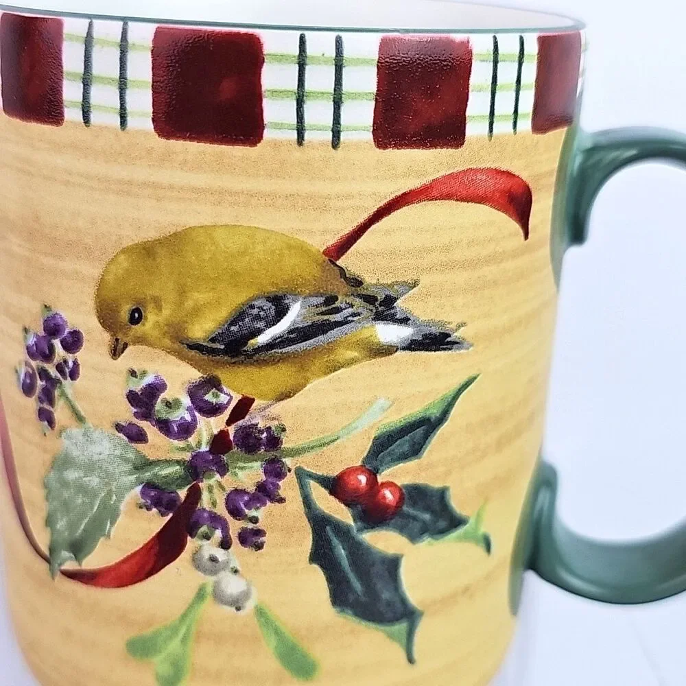 Lenox Coffee Mug Cup Winter Greetings Goldfinch Bird Everyday Holiday 8 Ounce